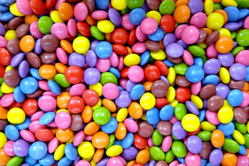 confiserie-VILLENEUVE D ENTRAUNES-min_smarties_confectionery_lenses-1150911